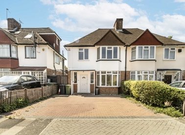 Properties to let in Sydenham Park Road - SE26 4DL view1