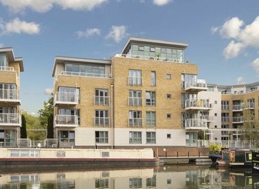 Tallow Road, Brentford, TW8