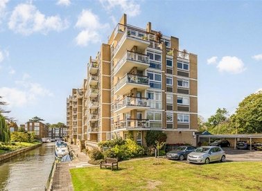 Thamespoint, Teddington, TW11