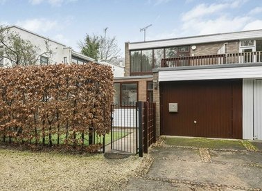Properties to let in The Avenue - N3 2LB view1