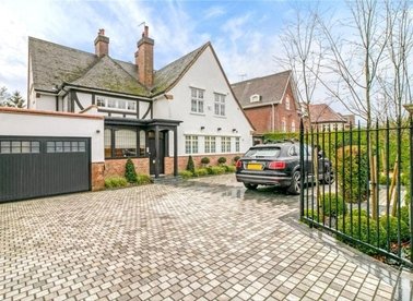 Properties to let in The Bishops Avenue - N2 0AP view1