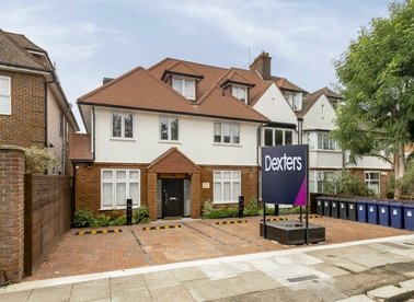 Properties to let in The Ridgeway - NW11 8PG view1