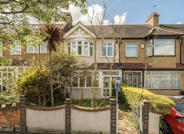 Properties to let in The Woodlands - SE13 6TZ view1