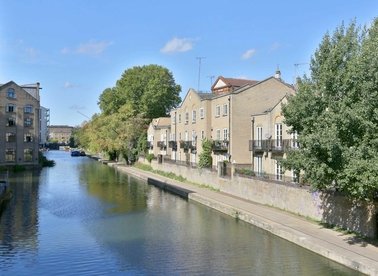 Properties to let in Thornhill Bridge Wharf - N1 0RU view1
