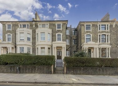 Properties to let in Tollington Park - N4 3QZ view1
