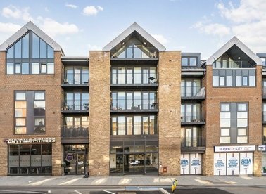 Properties to let in Tooting High Street - SW17 0GW view1