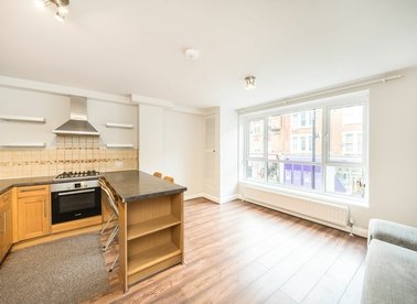 Properties to let in Tooting High Street - SW17 0SP view1