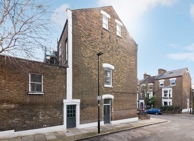 Properties to let in Tremlett Grove - N19 5JX view1