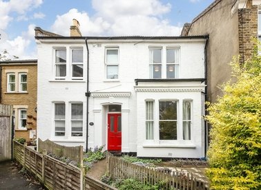 Properties let in Tresco Road - SE15 3PY view1