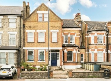 Properties let in Trinity Road - SW17 7SQ view1