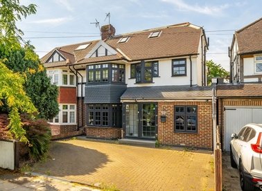 Properties to let in Tudor Drive - KT2 5PZ view1