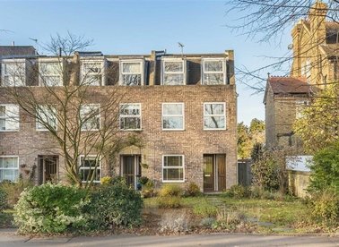 Properties let in Udney Park Road - TW11 9BG view1