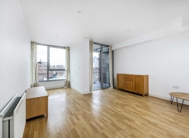 Properties let in Umberston Street - E1 1PY view1