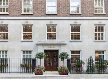 Properties let in Upper Grosvenor Street - W1K 2NW view1
