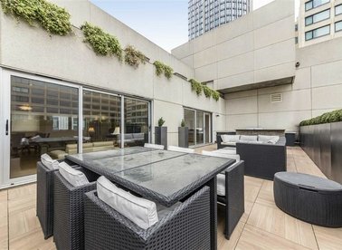 Properties to let in Upper Ground - SE1 9LP view1