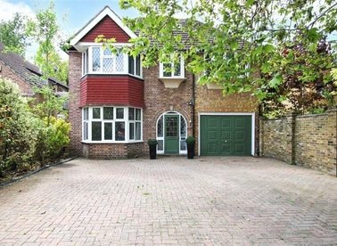 Properties to let in Upper Teddington Road - KT1 4DL view1