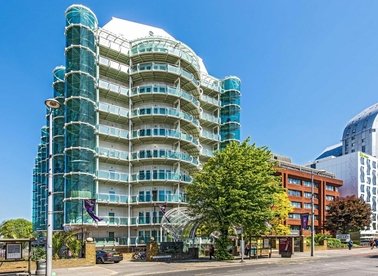 Properties to let in Uxbridge Road - W5 2SS view1