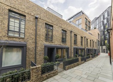 Properties to let in Valentine Row - SE1 8BN view1