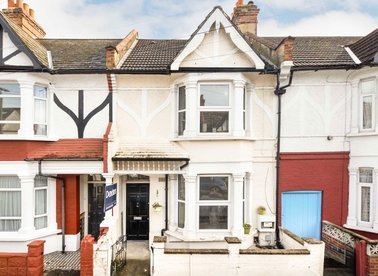 Properties to let in Valnay Street - SW17 8PT view1