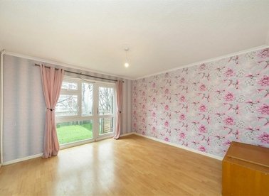 Properties to let in Vicarage Road - SE18 7SP view1