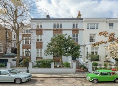 Victoria Road, London, W8