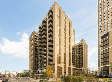 Properties to let in Wales Farm Road - W3 6XF view1