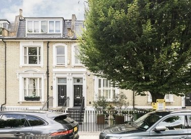 Properties to let in Walham Grove - SW6 1QR view1