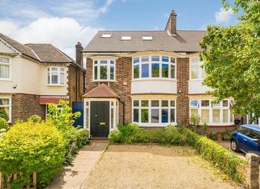 Properties to let in Walpole Avenue - TW9 2DJ view1
