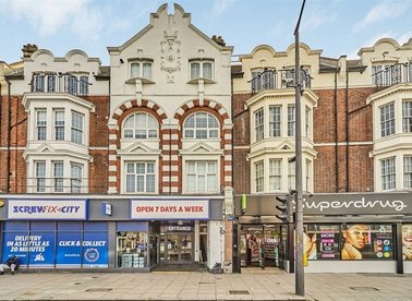 Properties to let in Walworth Road - SE17 2AL view1
