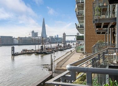 Properties let in Wapping High Street - E1W 1LY view1