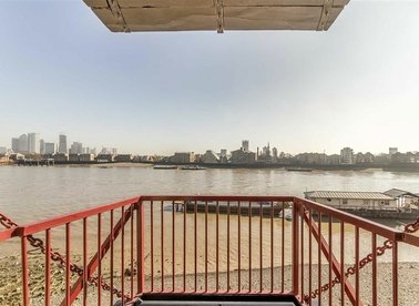 Properties let in Wapping High Street - E1W 2NJ view1