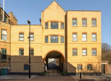 Properties let in Wapping Lane - E1W 2RN view1