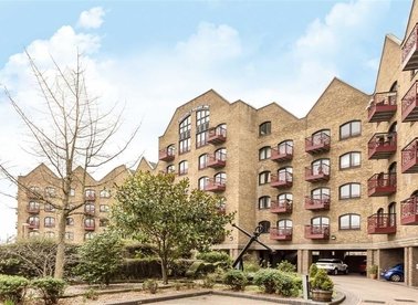 Properties let in Wapping Wall - E1W 3TF view1