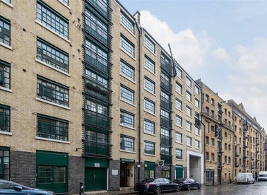 Properties let in Wapping Wall - E1W 3SJ view1
