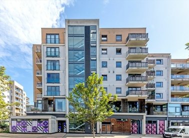 Properties to let in Warple Way - W3 7HJ view1