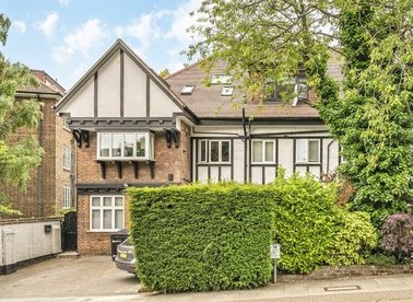 Properties to let in West Heath Road - NW3 7TT view1
