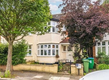 Properties to let in West Park Avenue - TW9 4AL view1