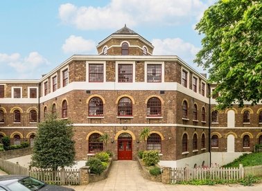 Properties let in West Park Road - UB2 4AF view1