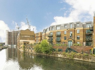 Properties let in Wharf Place - E2 9BD view1