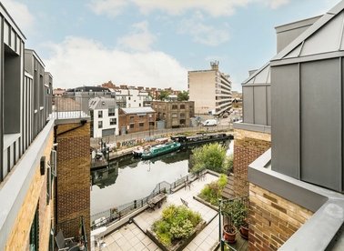 Properties let in Wharf Place - E2 9BD view1