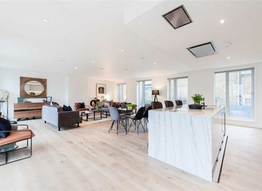 Properties let in Whitcomb Street - WC2H 7HA view1