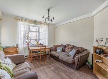 Properties to let in White City Estate - W12 7AG view1