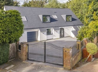 Properties to let in White Orchards - N20 8AQ view1