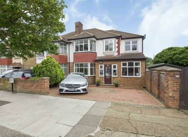 Properties let in Whitton Road - TW2 7QZ view1