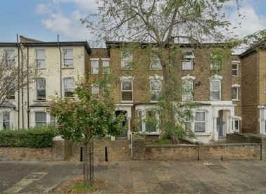 Properties to let in Wilberforce Road - N4 2SN view1