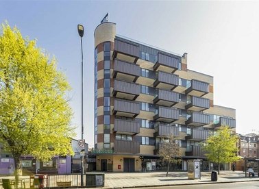 Properties to let in Willesden Lane - NW2 5BZ view1