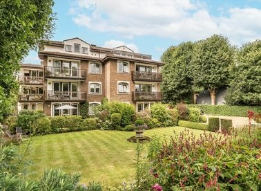 Properties let in Willoughby Road - TW1 2QN view1