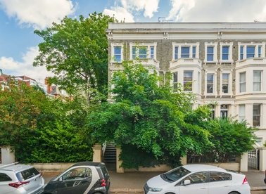 Properties to let in Winchester Road - NW3 3NT view1