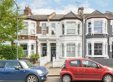 Properties to let in Windsor Road - NW2 5DS view1