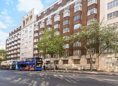 Properties let in Woburn Place - WC1H 0LW view1